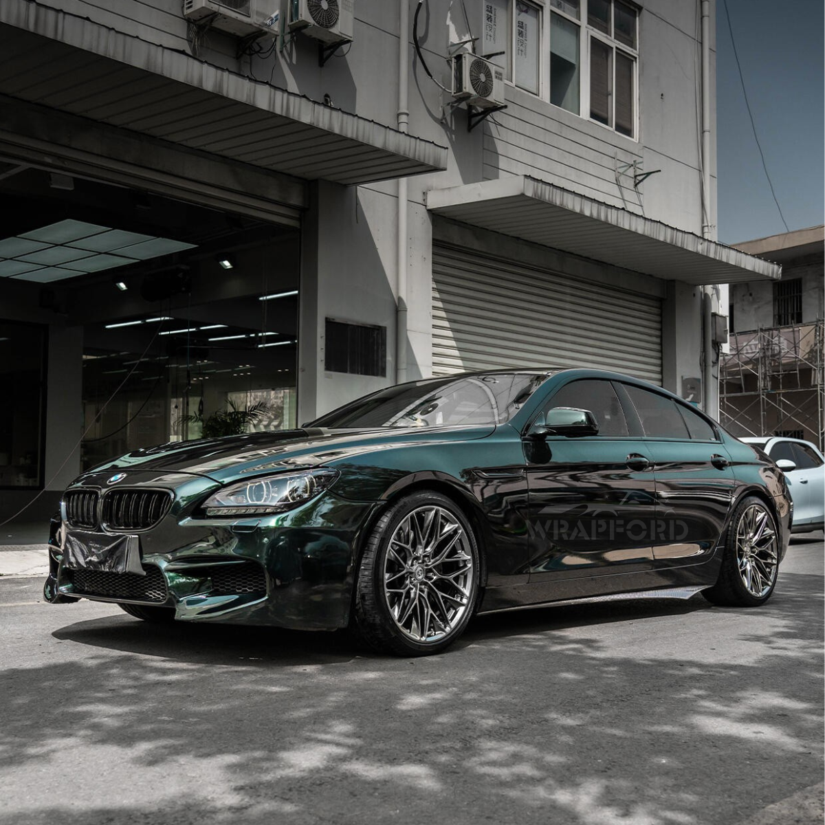 Glänzendes Smaragdgrün Vinyl Car Wrap