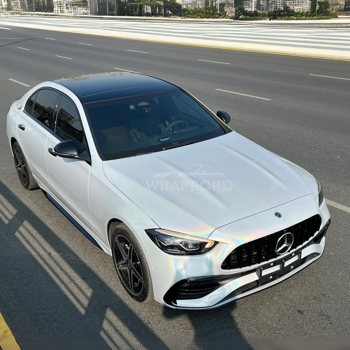 Glänzendes Metallic Regenbogen Weiß Vinyl Wrap